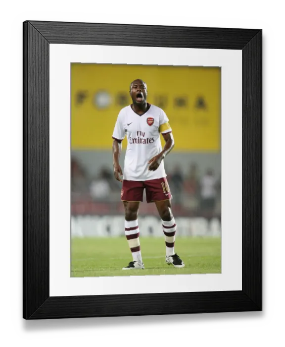 Framed Print : William Gallas Leadership: Arsenal's Victory Over Sparta Prague in Champions League Qualifier (2007)