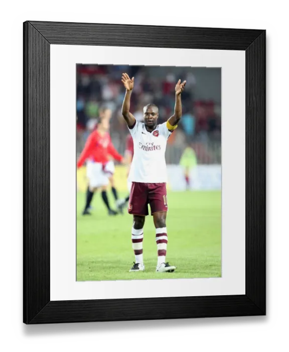 Framed Print : William Gallas Leadership: Arsenal's 2-0 Victory Over Sparta Prague in Champions League Qualifier
