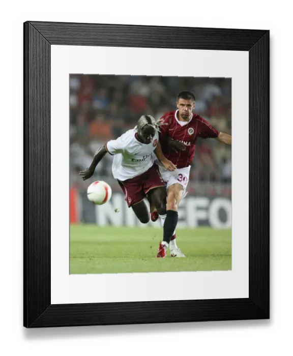 Framed Print : Bacary Sagna (Arsenal) Marek Kulic (Sparta Prague) Framed Print : Bacary Sagna (Arsenal) Marek Kulic (Sparta Prague)
