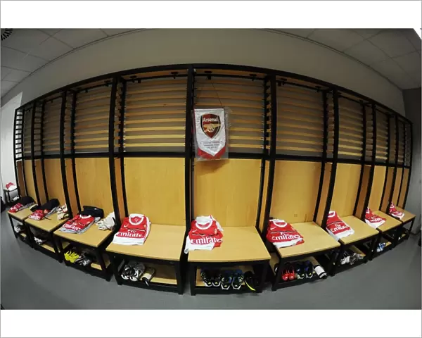 Behind the Scenes: Arsenal's Changing Room before Cologne Match