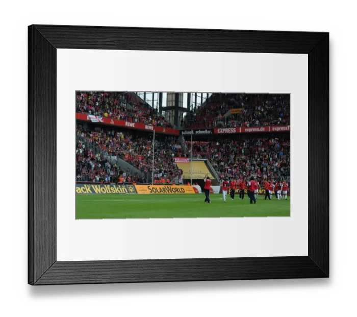 Framed Print : Arsenal Players Wave to Fans After Pre-Season Victory in Cologne Framed Print : Arsenal Players Wave to Fans After Pre-Season Victory in Cologne