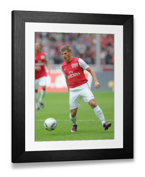 Framed Print : Andrey Arshavin in Action for Arsenal against Cologne