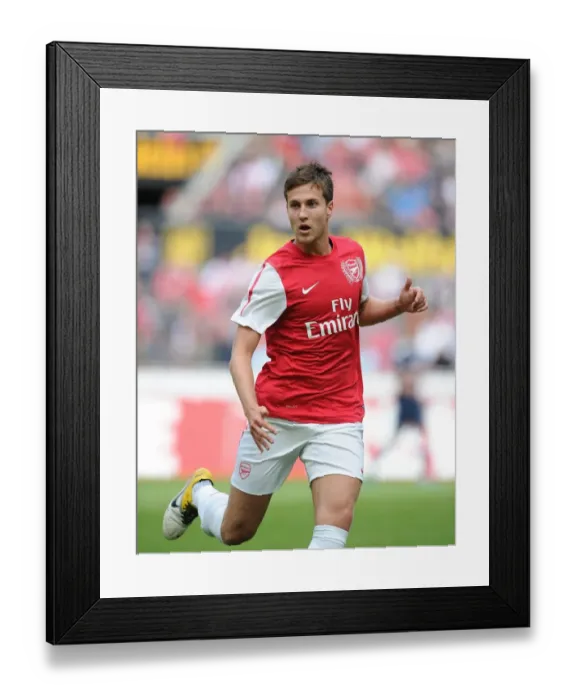 Framed Print : Conor Henderson in Action: Arsenal vs. Cologne Pre-Season Friendly, 2011 Framed Print : Conor Henderson in Action: Arsenal vs. Cologne Pre-Season Friendly, 2011