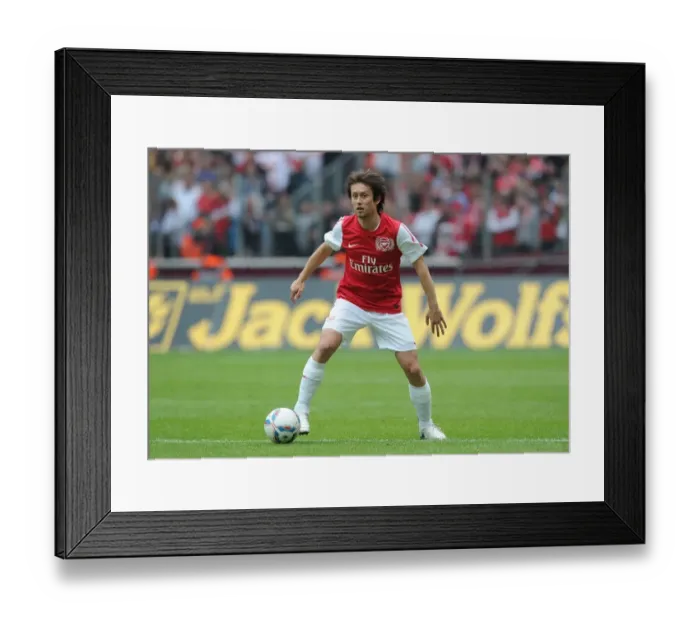Framed Print : Tomas Rosicky in Action: Cologne vs Arsenal Pre-Season Friendly, 2011 Framed Print : Tomas Rosicky in Action: Cologne vs Arsenal Pre-Season Friendly, 2011