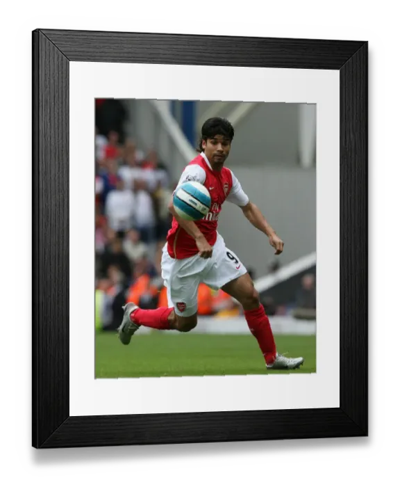 Framed Print : Eduardo's Battle: 1-1 Stalemate Against Blackburn Rovers, Premier League, 2007 Framed Print : Eduardo's Battle: 1-1 Stalemate Against Blackburn Rovers, Premier League, 2007