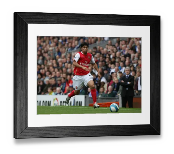 Framed Print : Determined Eduardo: The 1-1 Battle at Blackburn Rovers, Premier League, 2007