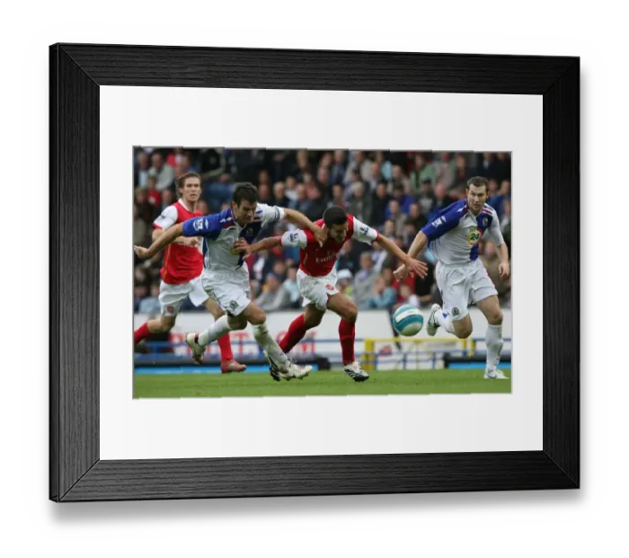 Framed Print : Van Persie vs. Nelson: A Battle at Ewood Park - Arsenal vs. Blackburn, 2007