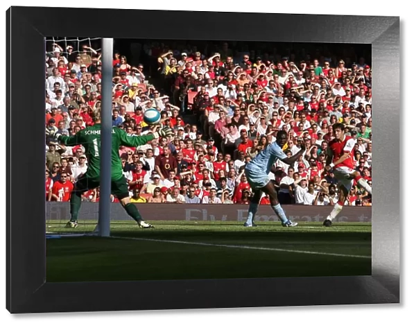 Cesc Fabregas Scores the Winning Goal: Arsenal 1-0 Manchester City, 2007