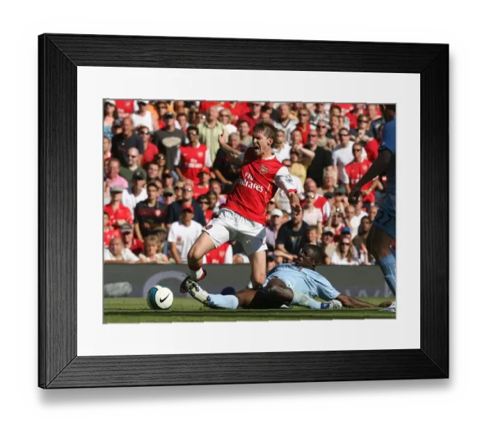 Framed Print : Alex Hleb (Arsenal) is fouled by Micah Richards (Man City) for the Arsenal penalty Framed Print : Alex Hleb (Arsenal) is fouled by Micah Richards (Man City) for the Arsenal penalty
