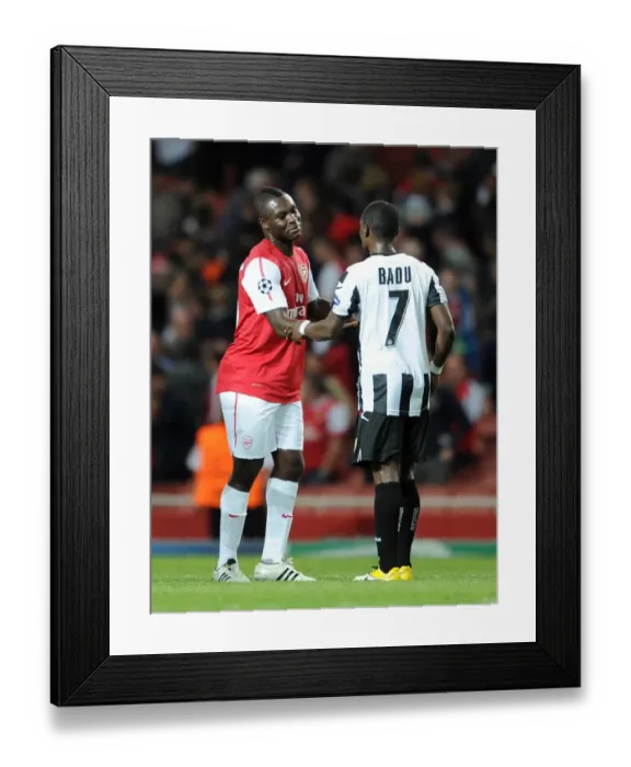 Framed Print : Emmanuel Frimpong (Arsenal) Emmannuel Agyemang-Badu (Udinese). Arsenal 1: 0 Udinese