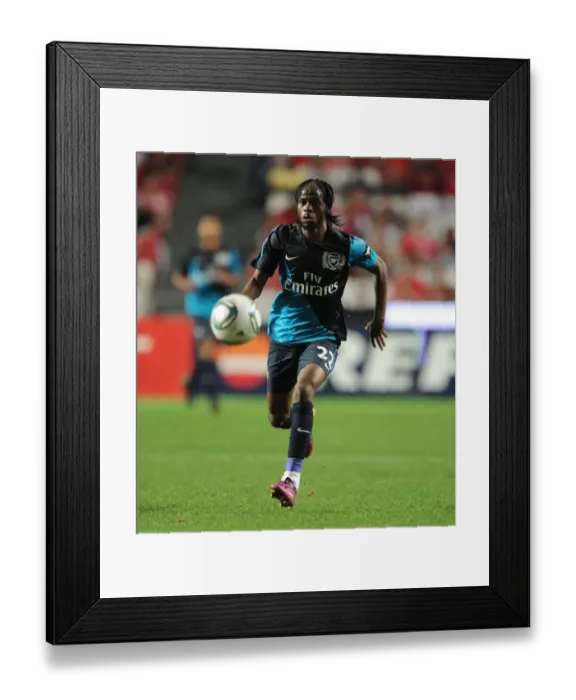 Framed Print : Gervinho in Action: Arsenal vs. Benfica, 2011 - Lisbon Pre-Season Match Framed Print : Gervinho in Action: Arsenal vs. Benfica, 2011 - Lisbon Pre-Season Match