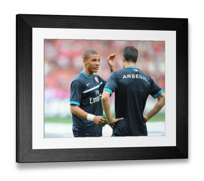 Framed Print : Kieran Gibbs and Robin van Persie: A Pre-Season Rivalry at Estadio da Luz (Benfica vs. Arsenal, 2011)