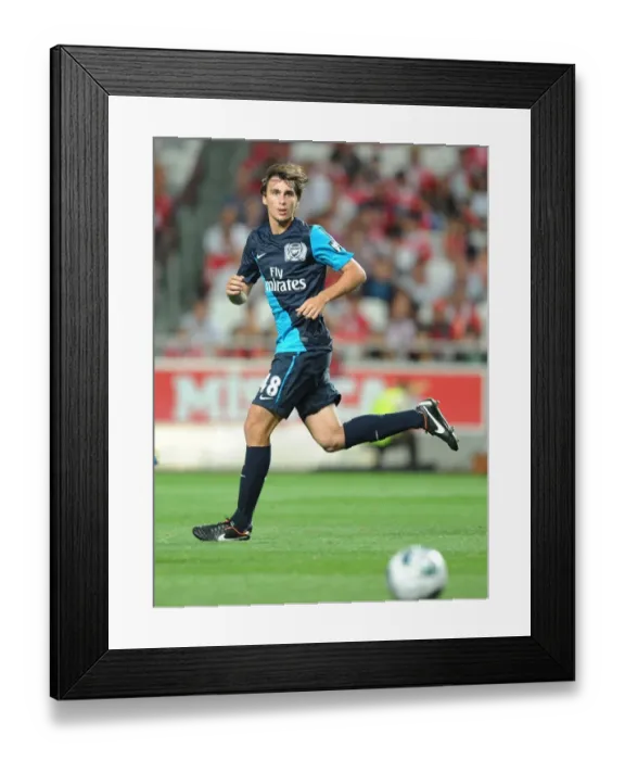 Framed Print : Ignasi Miquel Clashes in Pre-Season Friendly: Benfica vs Arsenal (2011)