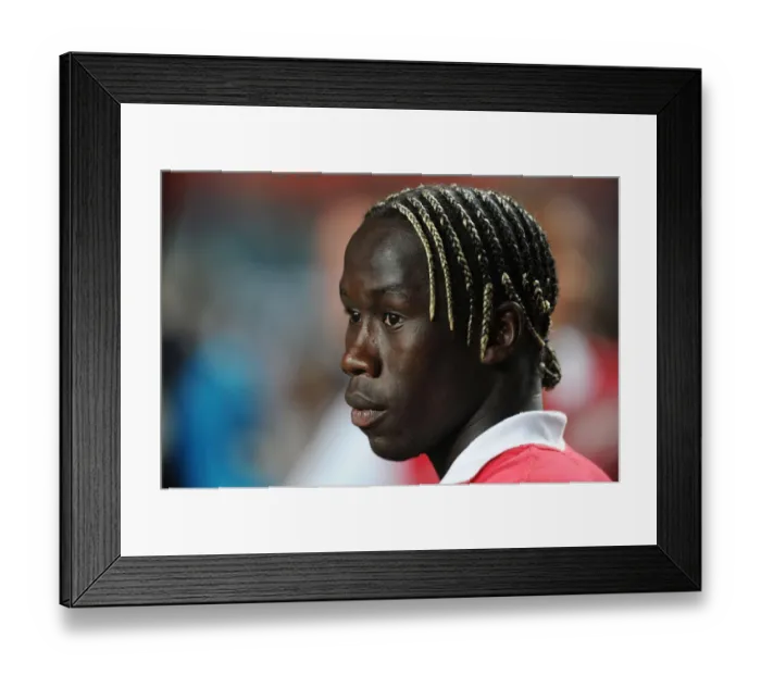 Framed Print : Arsenal's Bacary Sagna in Action against Benfica during 2011 Pre-Season Friendly in Lisbon Framed Print : Arsenal's Bacary Sagna in Action against Benfica during 2011 Pre-Season Friendly in Lisbon