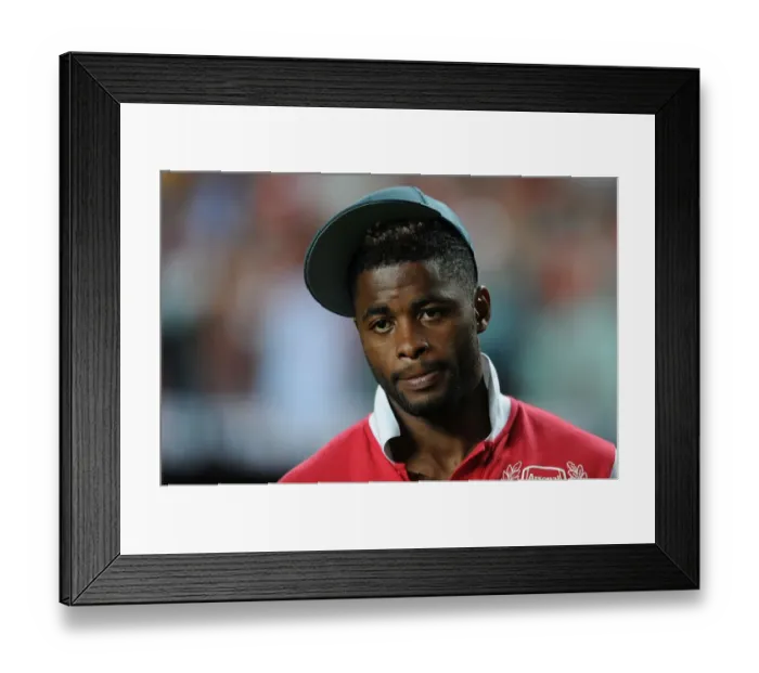 Framed Print : Alex Song at Estadio da Luz: Benfica vs. Arsenal Pre-Season Friendly, Lisbon 2011
