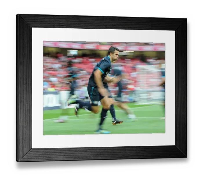 Framed Print : Robin van Persie (Arsenal). Benfica 2: 1 Arsenal. Pre Season Friendly. Benfica, Lisbon, 6  /  8  /  11