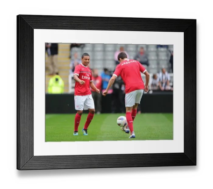 Framed Print : Arsenal Players Alex Oxlade-Chamberlain and Carl Jenkinson Before Newcastle United Match, 2011-12 Premier League Framed Print : Arsenal Players Alex Oxlade-Chamberlain and Carl Jenkinson Before Newcastle United Match, 2011-12 Premier League
