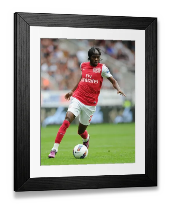 Framed Print : Gervinho in Action: Newcastle United vs Arsenal, Premier League 2011-12 Framed Print : Gervinho in Action: Newcastle United vs Arsenal, Premier League 2011-12