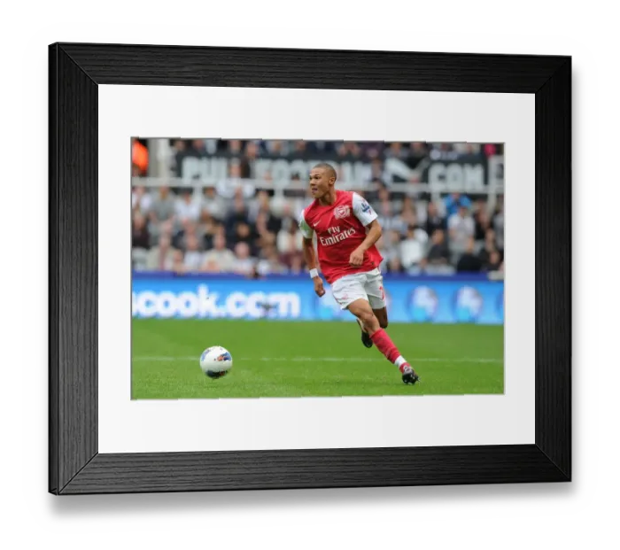 Framed Print : Arsenal's Kieran Gibbs in Action against Newcastle United, Premier League 2011-12 Framed Print : Arsenal's Kieran Gibbs in Action against Newcastle United, Premier League 2011-12