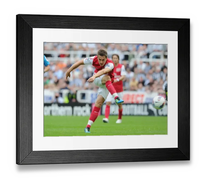Framed Print : Aaron Ramsey in Action: Arsenal vs. Newcastle United, Premier League 2011-12 Framed Print : Aaron Ramsey in Action: Arsenal vs. Newcastle United, Premier League 2011-12