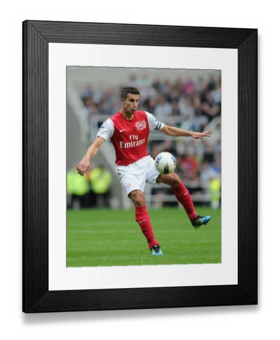 Framed Print : Robin van Persie in Action: Newcastle United vs. Arsenal, Premier League 2011-12