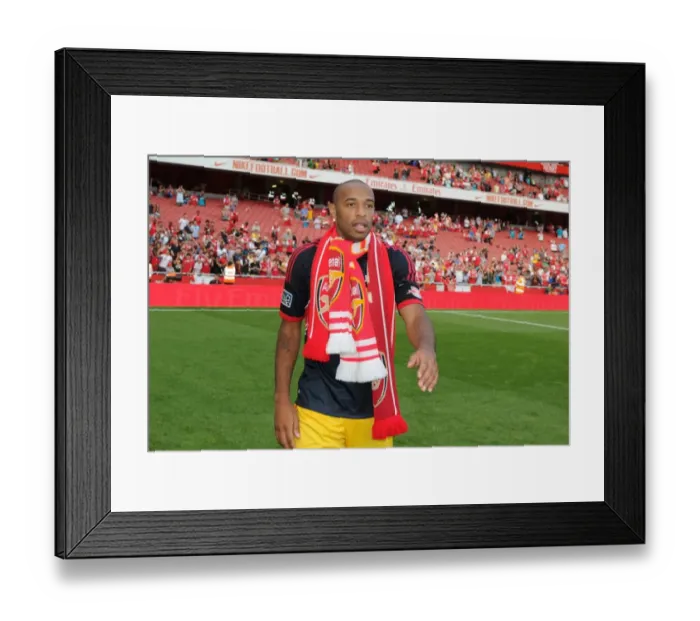 Framed Print : Thierry Henry at Emirates Stadium: Arsenal vs New York Red Bulls, Emirates Cup 2011 Framed Print : Thierry Henry at Emirates Stadium: Arsenal vs New York Red Bulls, Emirates Cup 2011