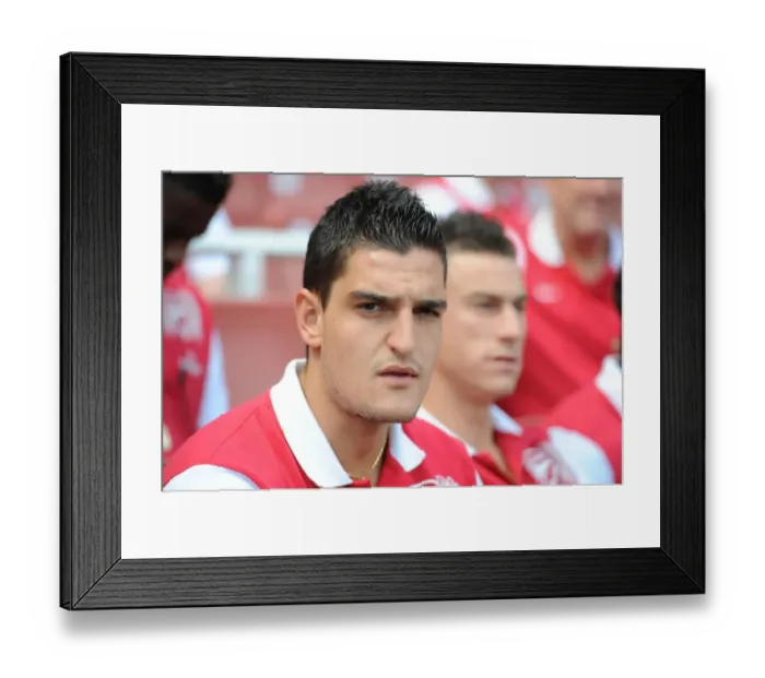 Framed Print : Arsenal vs New York Red Bulls: Vito Mannone in Action at the Emirates Cup, 2011 Framed Print : Arsenal vs New York Red Bulls: Vito Mannone in Action at the Emirates Cup, 2011