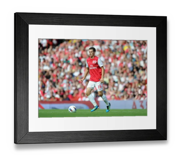 Framed Print : Arsenal's Aaron Ramsey in Action: Arsenal vs New York Red Bulls, Emirates Cup Day 2 (1-1)