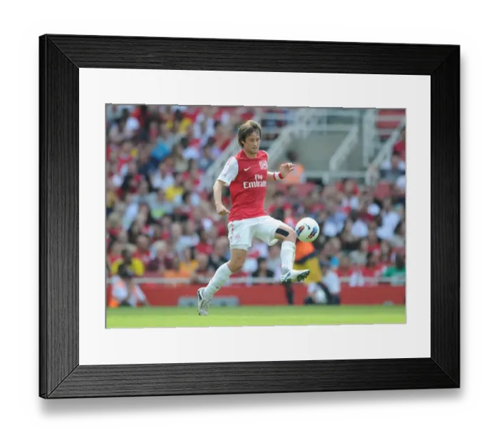 Framed Print : Arsenal's Tomas Rosicky in Action at Emirates Stadium