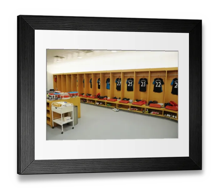 Framed Print : Arsenal v Boca Juniors - Emirates Cup