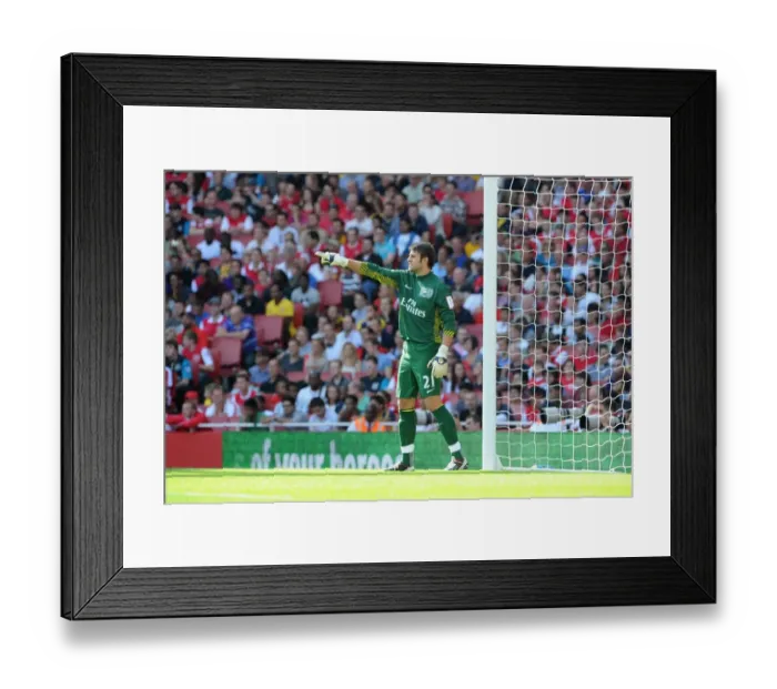 Framed Print : Arsenal vs Boca Juniors: Lukasz Fabianski's Duel at Emirates Cup 2011 (2-2)