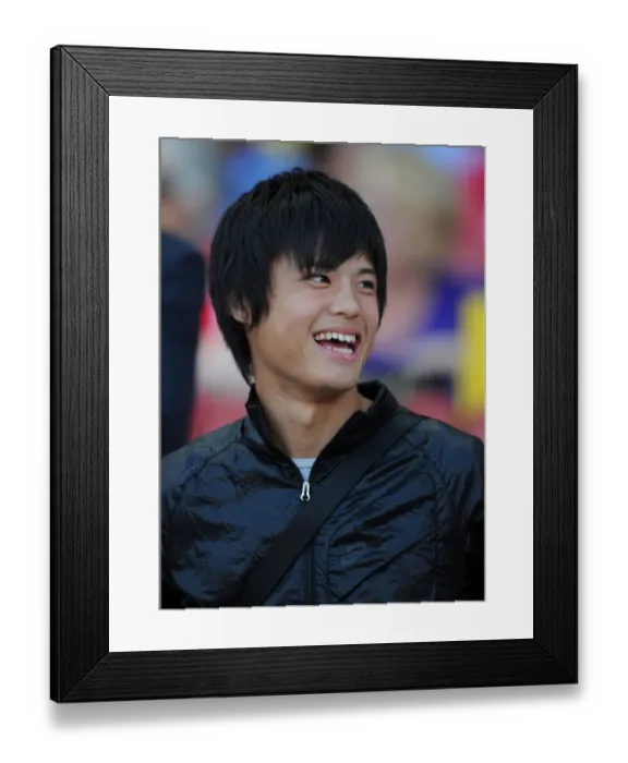Framed Print : Arsenal's Ryo Miyaichi Shines in Emirates Cup Match Against Boca Juniors Framed Print : Arsenal's Ryo Miyaichi Shines in Emirates Cup Match Against Boca Juniors