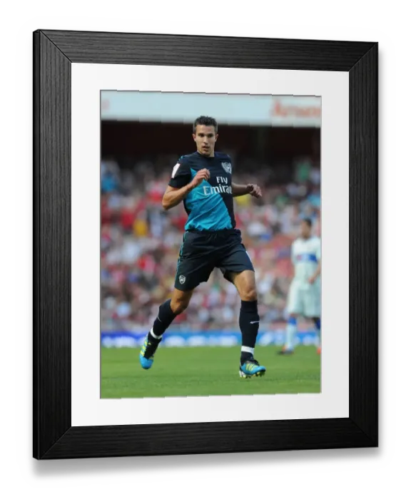 Framed Print : Robin van Persie in Action: Arsenal vs. Boca Juniors, Emirates Cup 2011