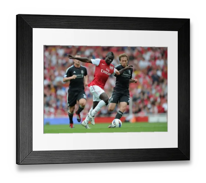Framed Print : Emmanuel Frimpong (Arsenal) Lucas (Liverpool). Arsenal 0: 2 Liverpool. Barclays Premier League Framed Print : Emmanuel Frimpong (Arsenal) Lucas (Liverpool). Arsenal 0: 2 Liverpool. Barclays Premier League