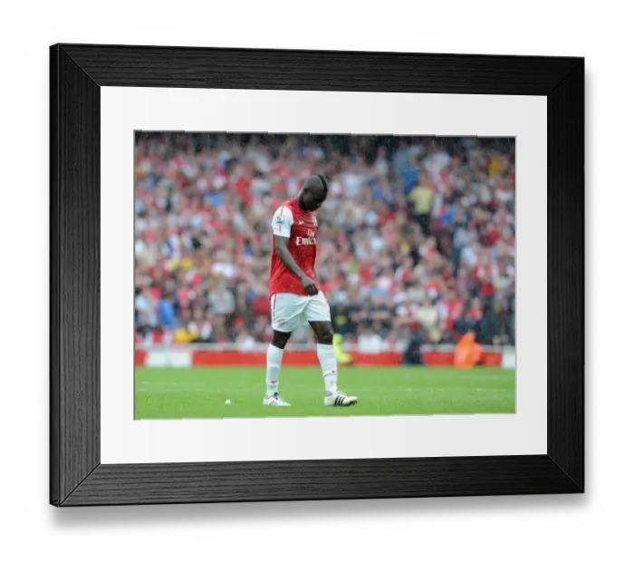 Framed Print : Emmanuel Frimpong (Arsenal) walks off following his Red Card. Arsenal 0: 2 Liverpool Framed Print : Emmanuel Frimpong (Arsenal) walks off following his Red Card. Arsenal 0: 2 Liverpool
