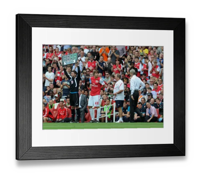 Framed Print : Ignasi Miquel (Arsenal) and Arsene Wenger the Arsenal Manager. Arsenal 0: 2 Liverpool Framed Print : Ignasi Miquel (Arsenal) and Arsene Wenger the Arsenal Manager. Arsenal 0: 2 Liverpool