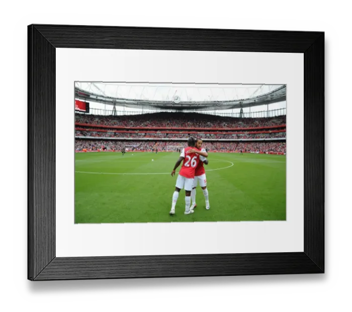 Framed Print : Arsenal FC: Theo Walcott and Emmanuel Frimpong Pre-Match Huddle vs Liverpool, 2011-2012