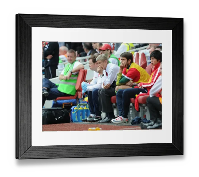 Framed Print : Arsene Wenger Leads Arsenal Against Liverpool in the Premier League (2011-2012) Framed Print : Arsene Wenger Leads Arsenal Against Liverpool in the Premier League (2011-2012)