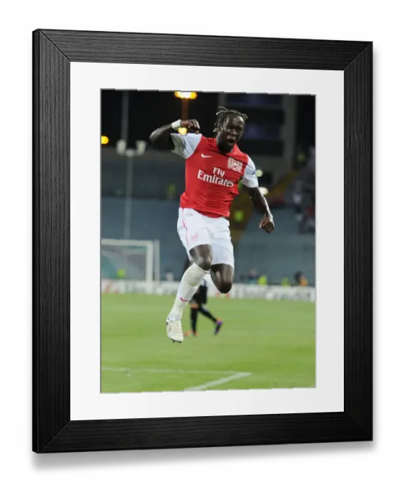 Framed Print : Bacary Sagna Celebrates Second Goal in Arsenal's UEFA Champions League Victory over Udinese Calcio (2011)