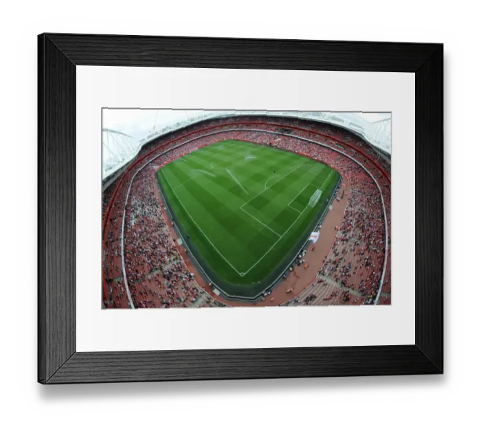 Framed Print : Arsenal vs Liverpool: Premier League Clash at the Emirates
