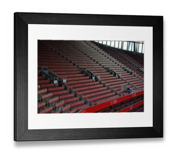 Framed Print : Arsenal vs. Liverpool: Premier League Clash at Emirates Stadium Framed Print : Arsenal vs. Liverpool: Premier League Clash at Emirates Stadium