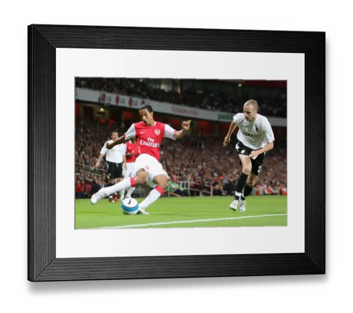 Framed Print : Theo Walcott (Arsenal) Michal Kadlec (Sparta) Framed Print : Theo Walcott (Arsenal) Michal Kadlec (Sparta)
