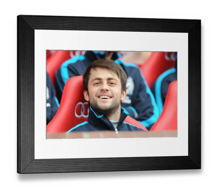 Framed Print : Arsenal's Fabianski Faces Manchester United in Premier League Clash (2011-12) Framed Print : Arsenal's Fabianski Faces Manchester United in Premier League Clash (2011-12)