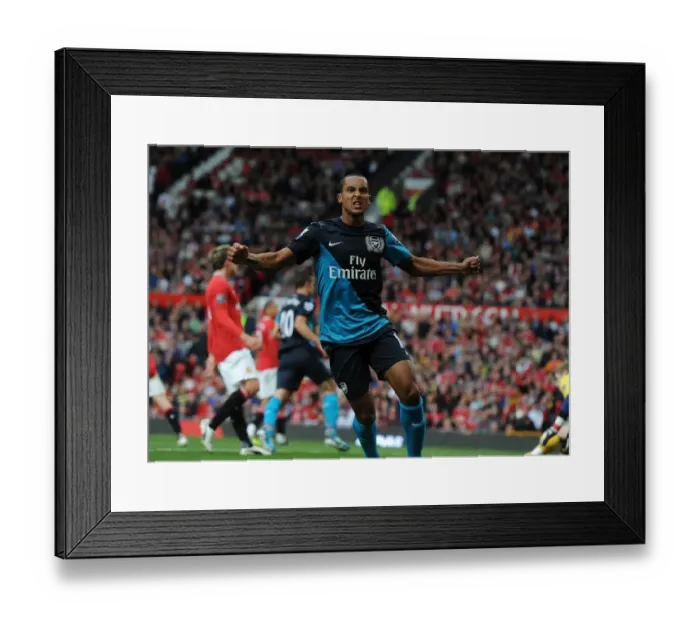 Framed Print : Theo Walcott's Goal: Manchester United vs. Arsenal, Premier League 2011-12 Framed Print : Theo Walcott's Goal: Manchester United vs. Arsenal, Premier League 2011-12