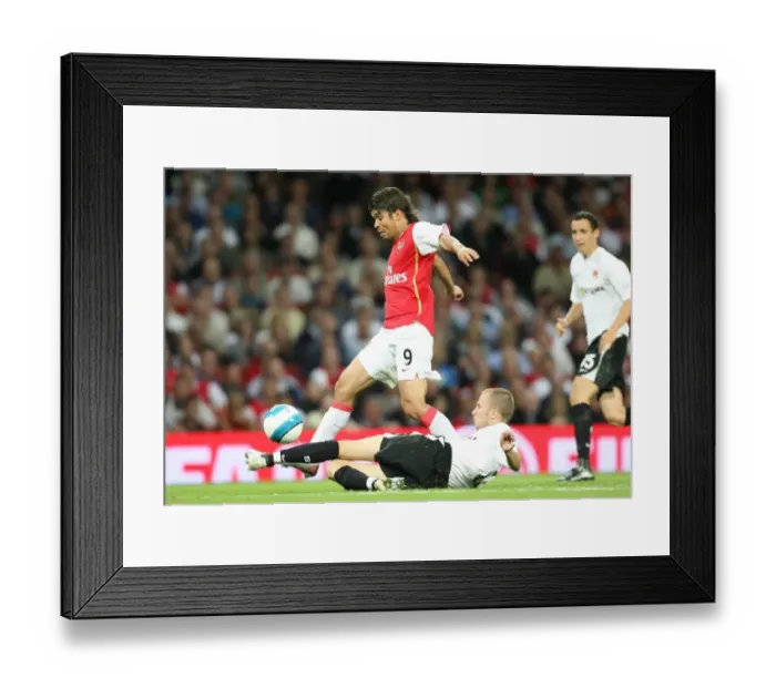 Framed Print : Eduardo (Arsenal) Michal Kadlec (Sparta Prague)