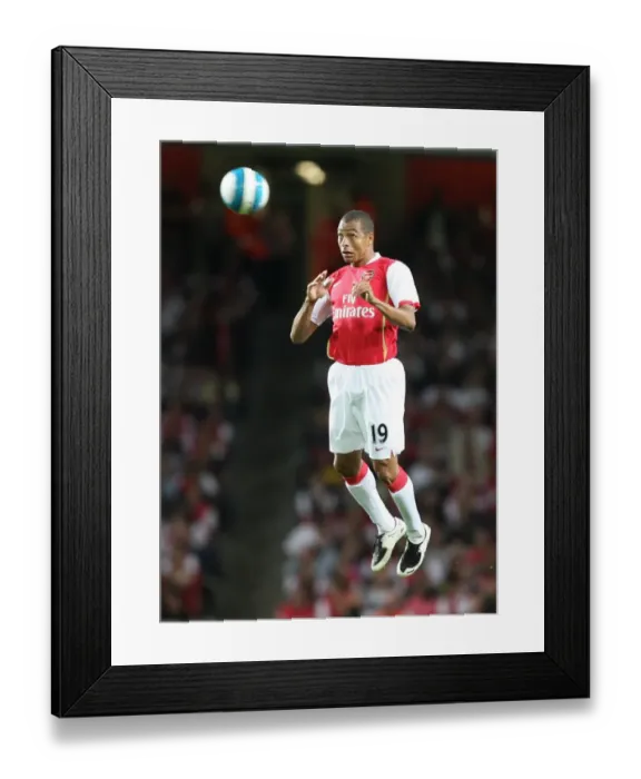 Framed Print : Gilberto's Triumph: Arsenal Crushes Sparta Prague 3-0 in Champions League