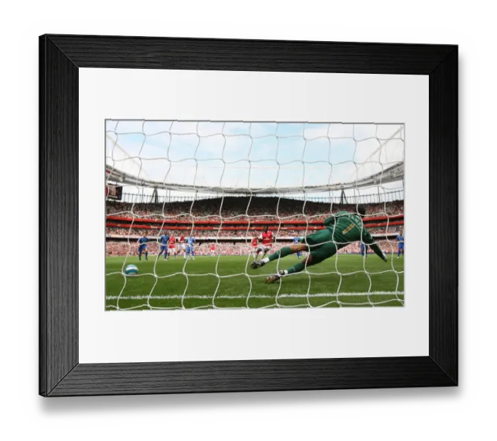 Framed Print : Emmanuel Adebayor Scores First Arsenal Goal from Penalty Spot: Arsenal 3-1 Portsmouth, Barclays Premier League, September 2, 2007