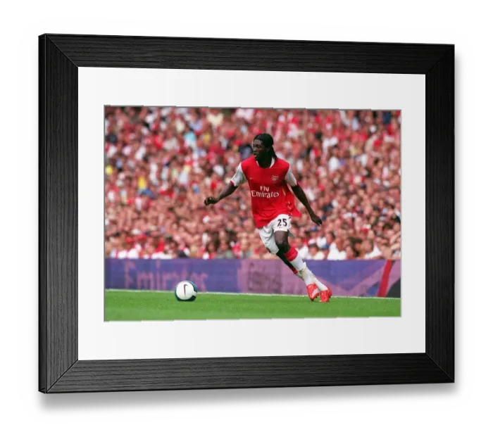 Framed Print : Adebayor's Brilliant Performance: Arsenal Crushes Portsmouth 3-1 in Premier League Framed Print : Adebayor's Brilliant Performance: Arsenal Crushes Portsmouth 3-1 in Premier League