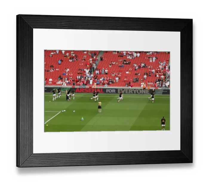 Framed Print : Arsenal Players Warm Up Before 3:1 Victory Over Portsmouth in Barclays Premier League, Emirates Stadium (2007)