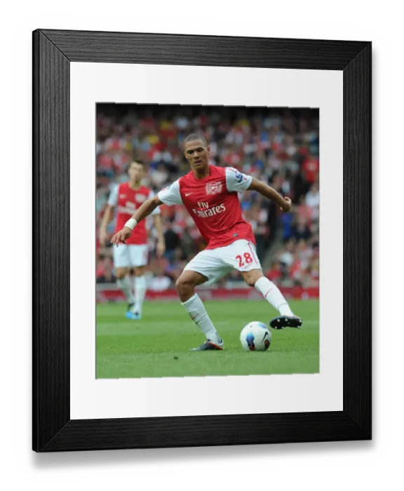 Framed Print : Kieran Gibbs (Arsenal). Arsenal 1: 0 Swansea City. Barclays Premier League Framed Print : Kieran Gibbs (Arsenal). Arsenal 1: 0 Swansea City. Barclays Premier League